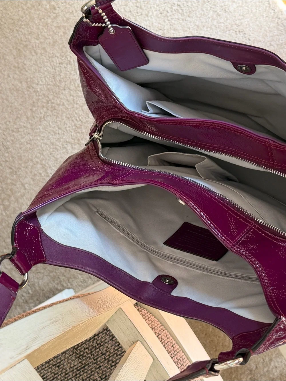 Vintage Coach SoHo Large Hobo Bag & Matching Wallet Set F19708 Patent Leather